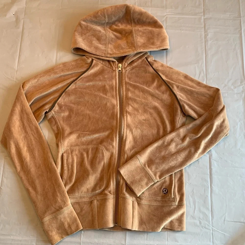 🧥 Lululemon Tan Full-Zip Hooded Sweater – Early-Era / OG Style – Women’s Small 🧥 - Picture 6 of 15